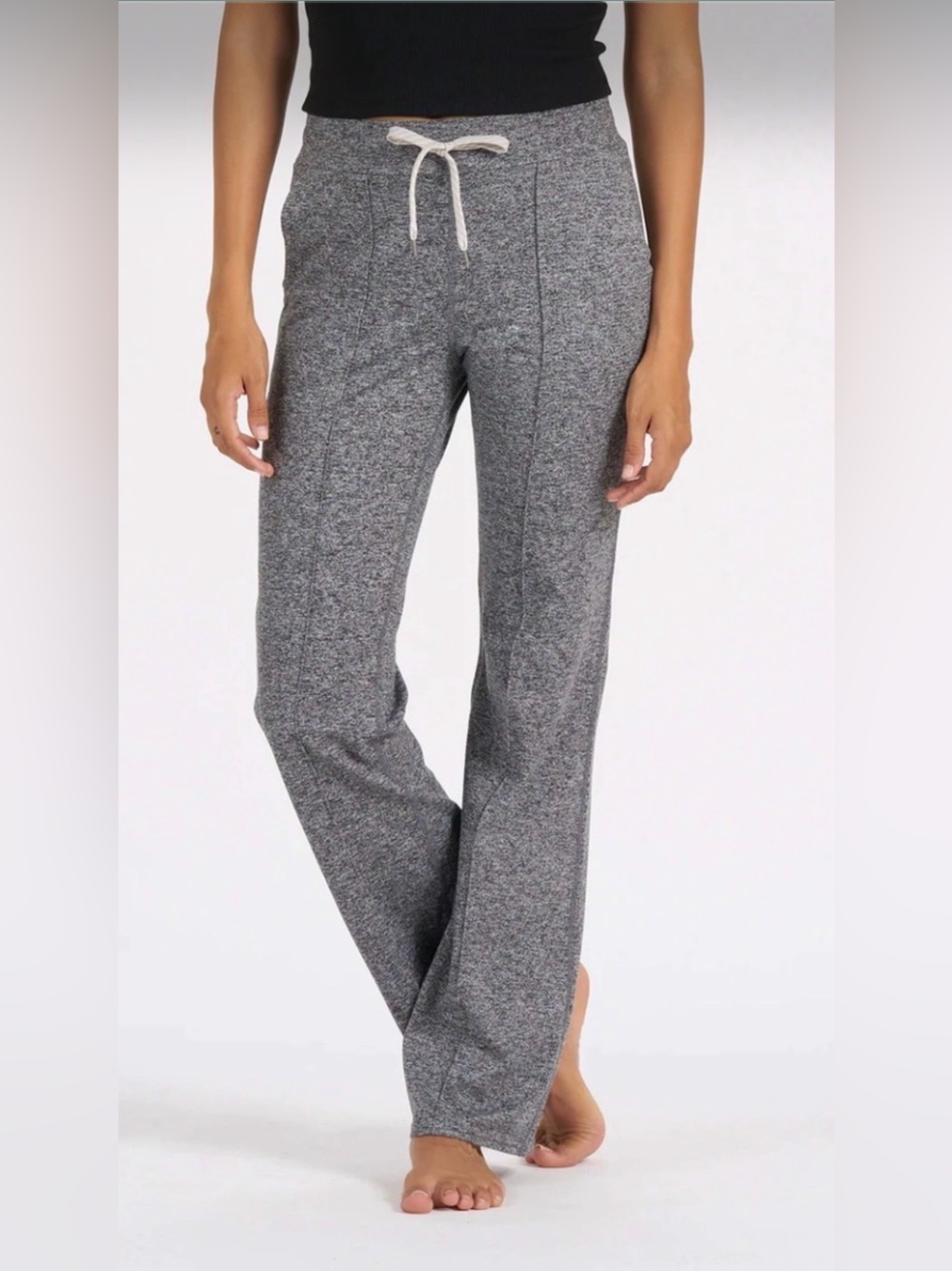 Vuori Halo Wide Leg Flare Pant Size M Color Heather Grey